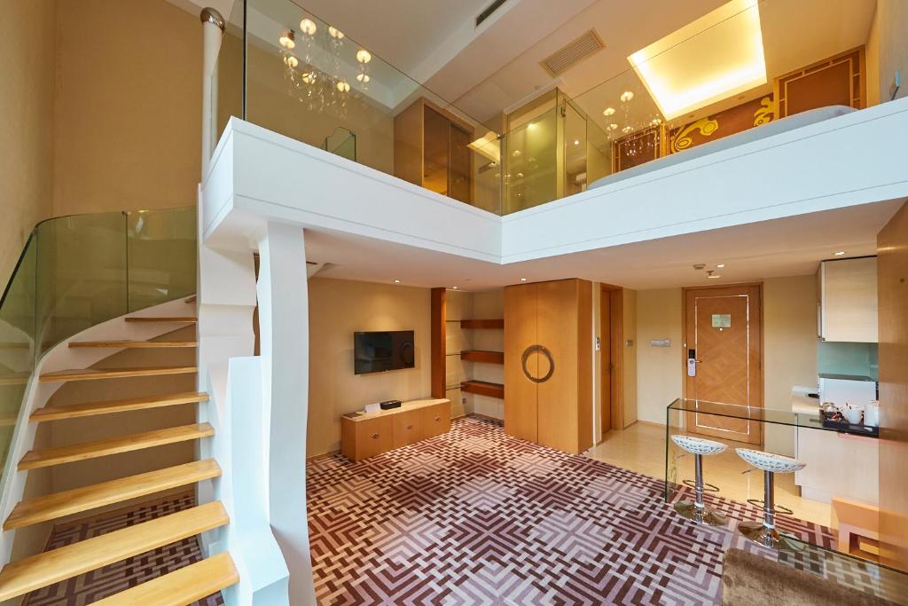 Сьюит (Люкс в мансарде), Dorsett Shanghai