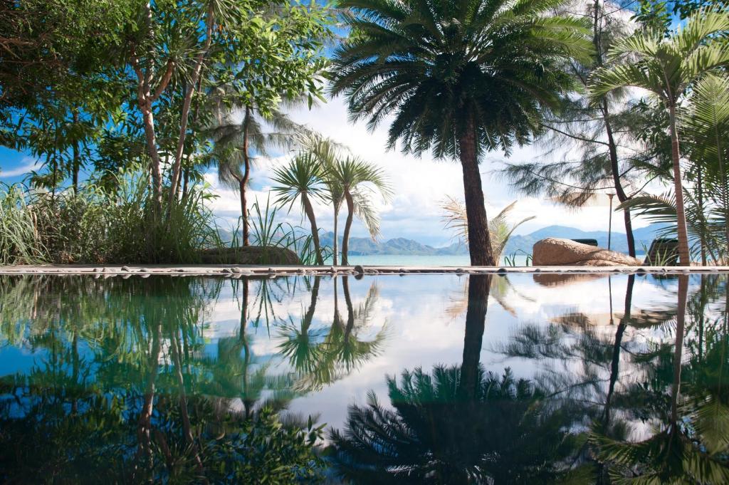 Вилла (Вилла с бассейном на побережье), L'Alyana Ninh Van Bay (former An Lam Villas Ninh Van Bay)