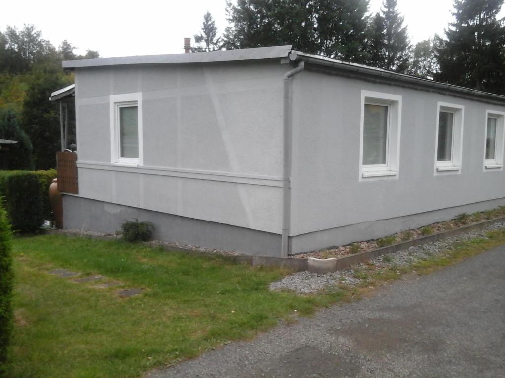 Bungalow am Paulfeldteich Georgenthal/Thüringen photo 2
