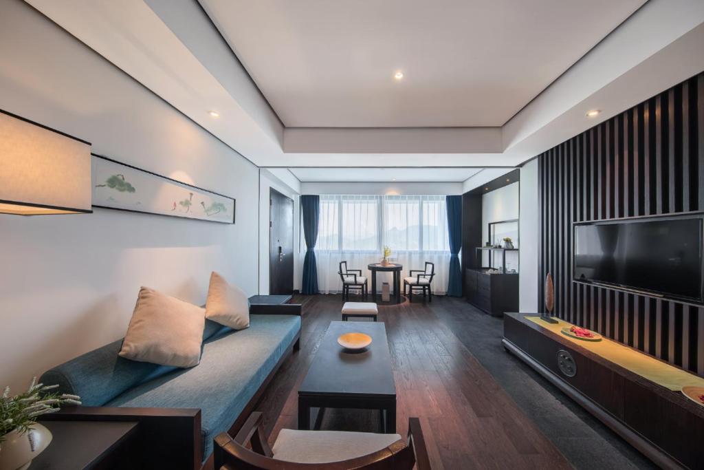 Howard Johnson Sandalwoods Resort Huizhou photo 4