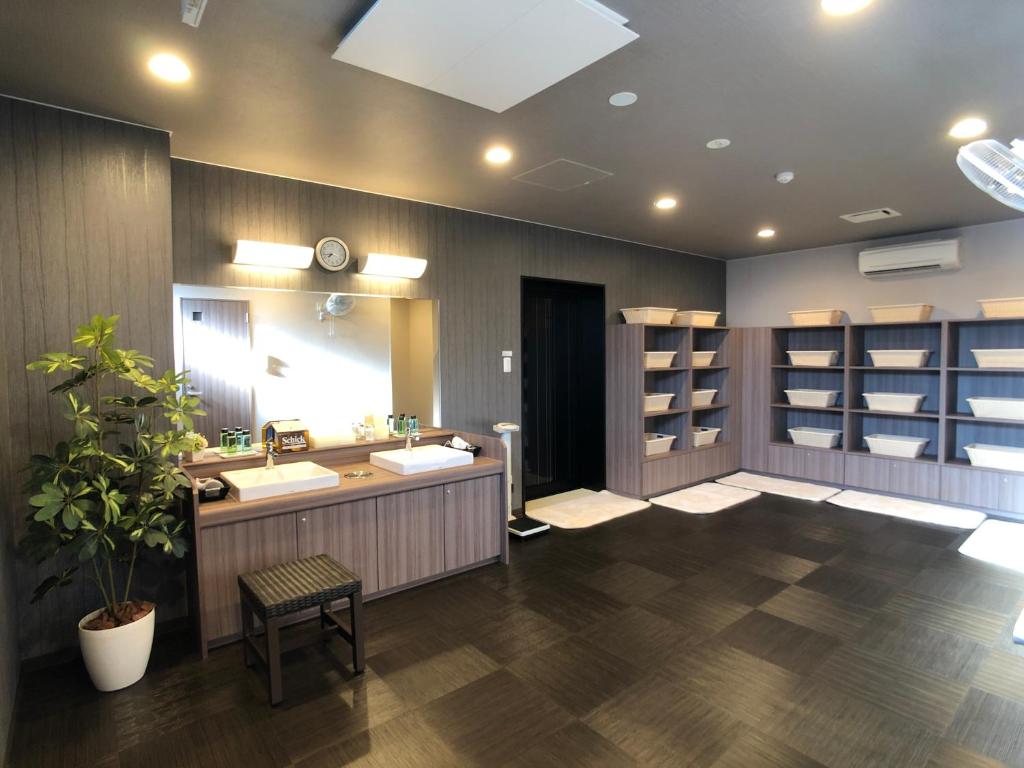 Hotel Route-Inn Yamanashi Chuo photo 3