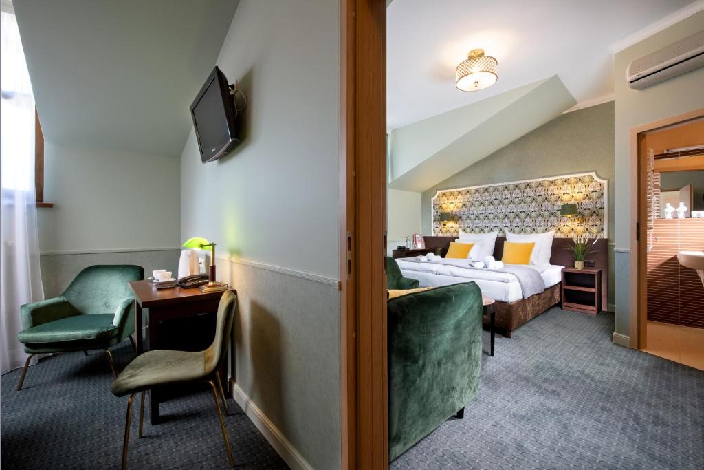 Студио (Номер-студио), Hotel Amber