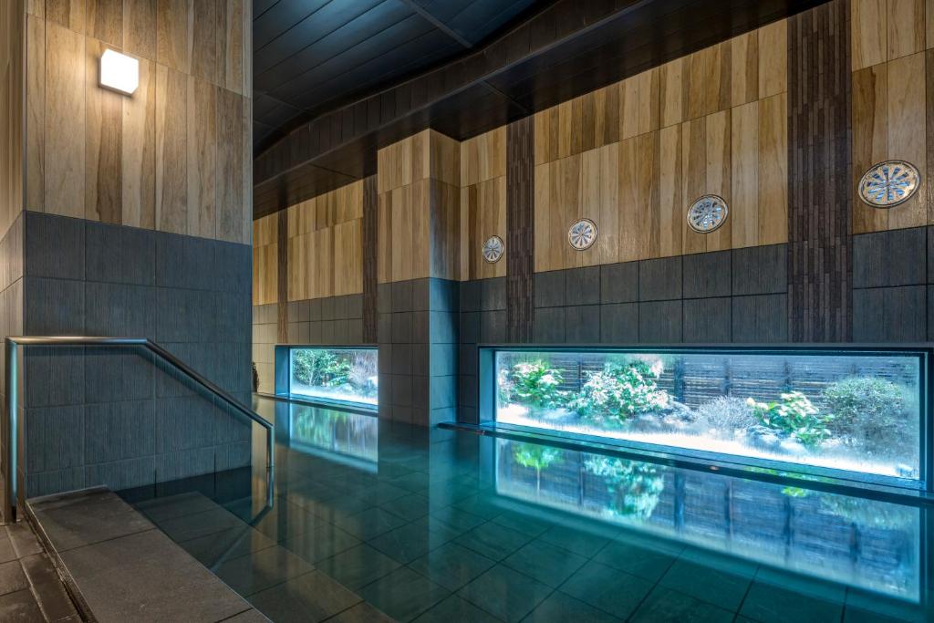 HOTEL ROUTE-INN Chiba Hamano -Tokyowangan doro- photo 1