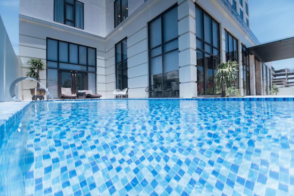 Phương Bắc Luxury Hotel