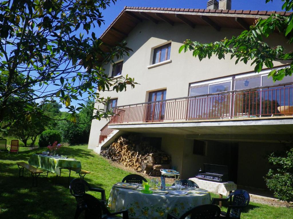 Gîte st Julien des collines photo 1
