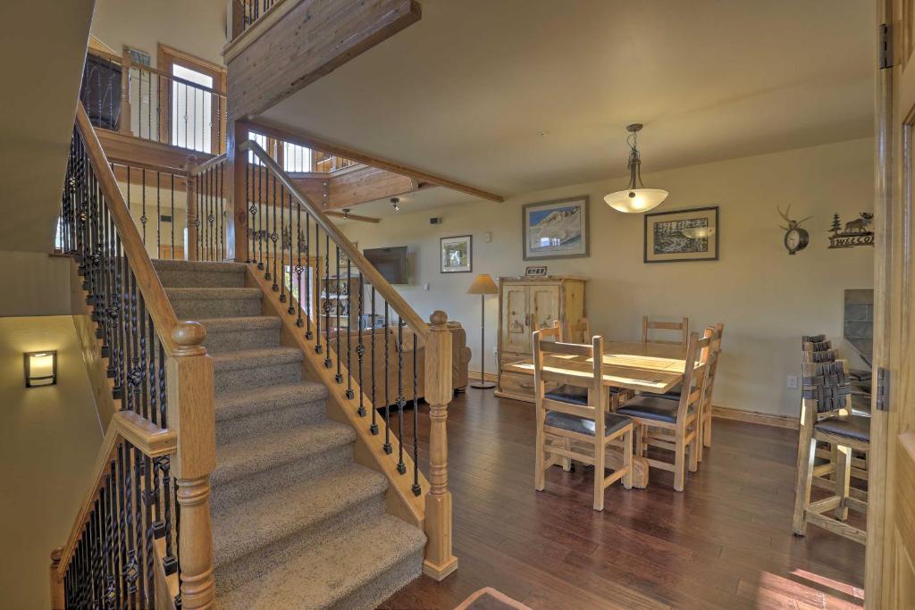 Mtn Chic Frisco Condo Large Deck and Stunning View! photo 4