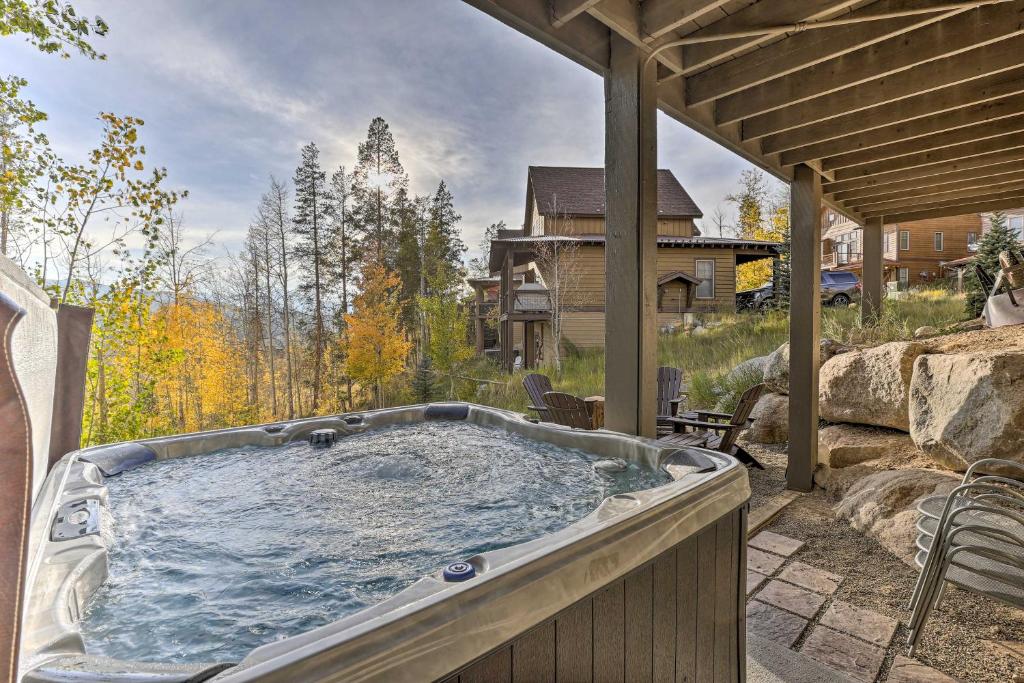 Winter Park Area Cabin, Hot Tub and Mountain Views! photo 3