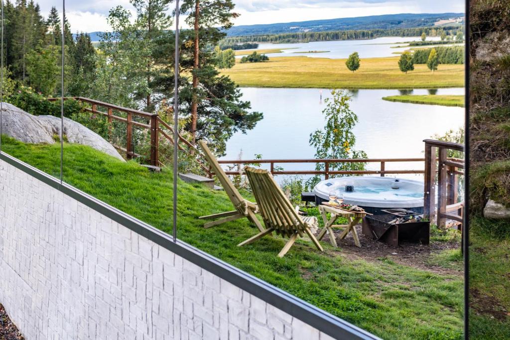 The WonderInn Mirrored Glass Cabin - Wonderinn Delta photo 3