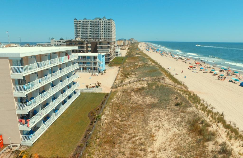 SeaLoft Oceanfront Hotel photo 2