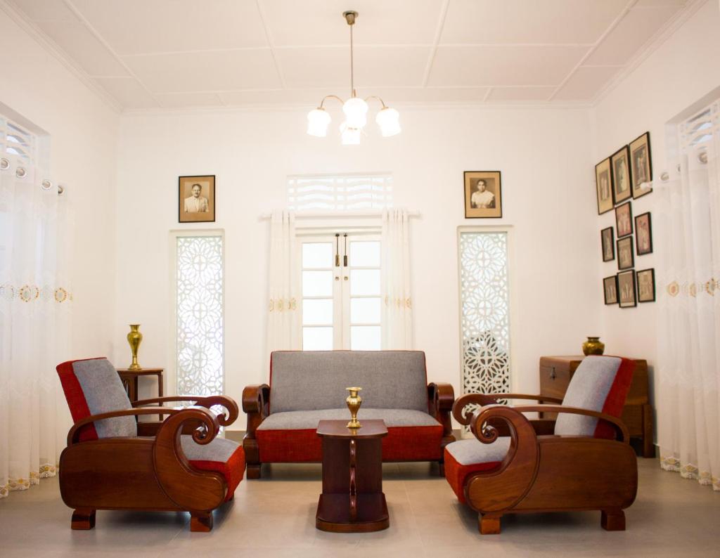 Villa Lewis photo 1