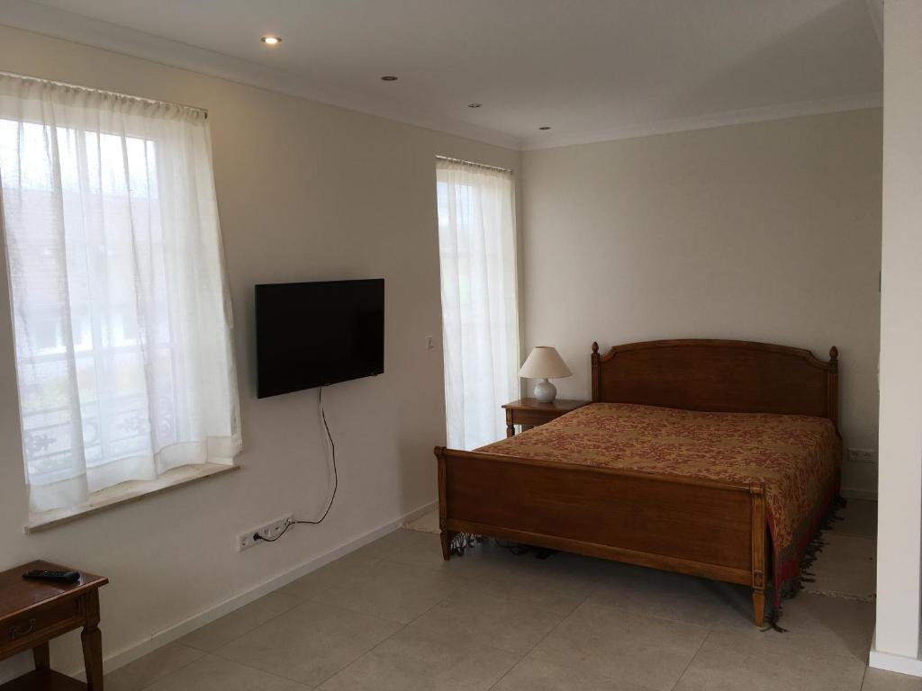 Großzügiges Appartement -ruhig und doch zentral, Cologne