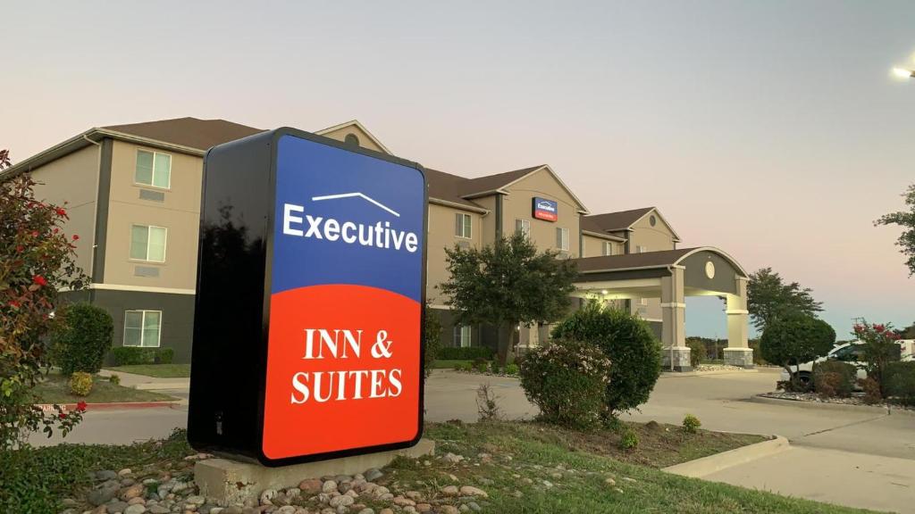 Executive Inn & Suites image