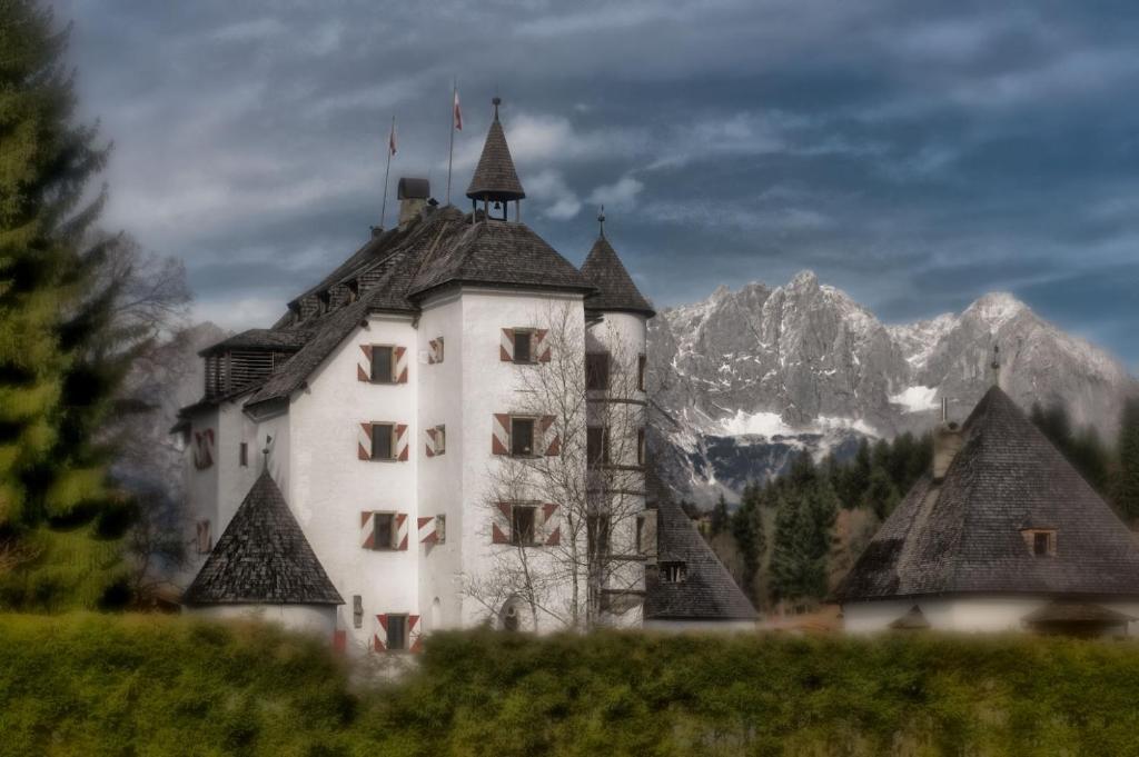 Schloss Münichau photo 4