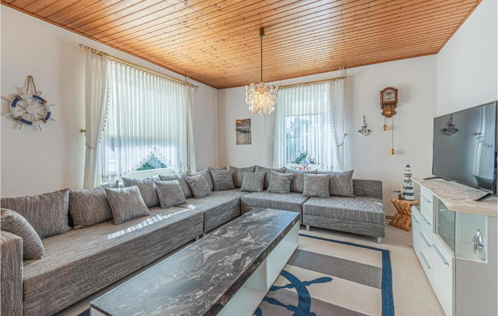 Awesome Home In Friedrichskoog With 4 Bedrooms And Wifi photo 4
