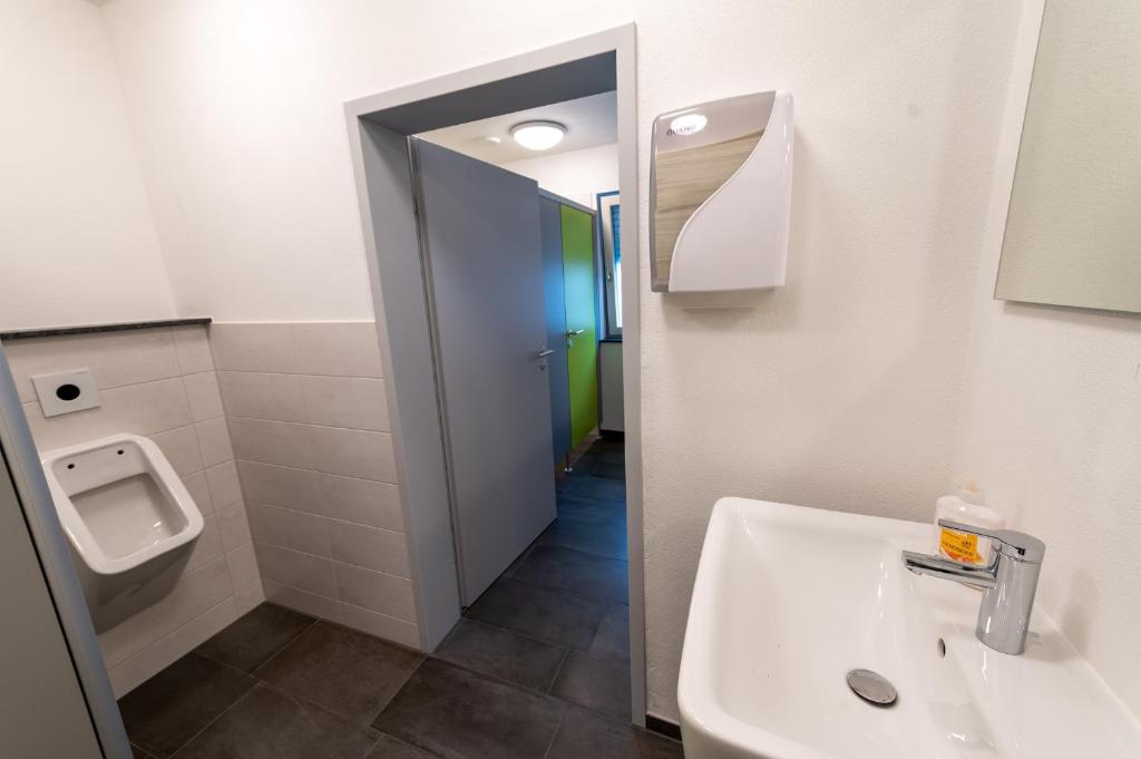 Stadthaus Seeblick G5 - Hostel photo 3