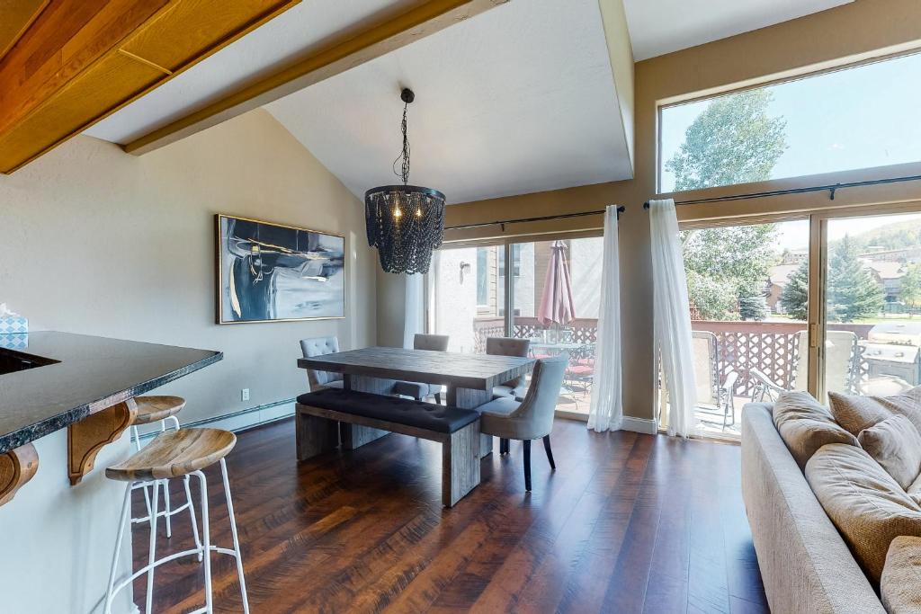 Beaver Creek Bungalow photo 4
