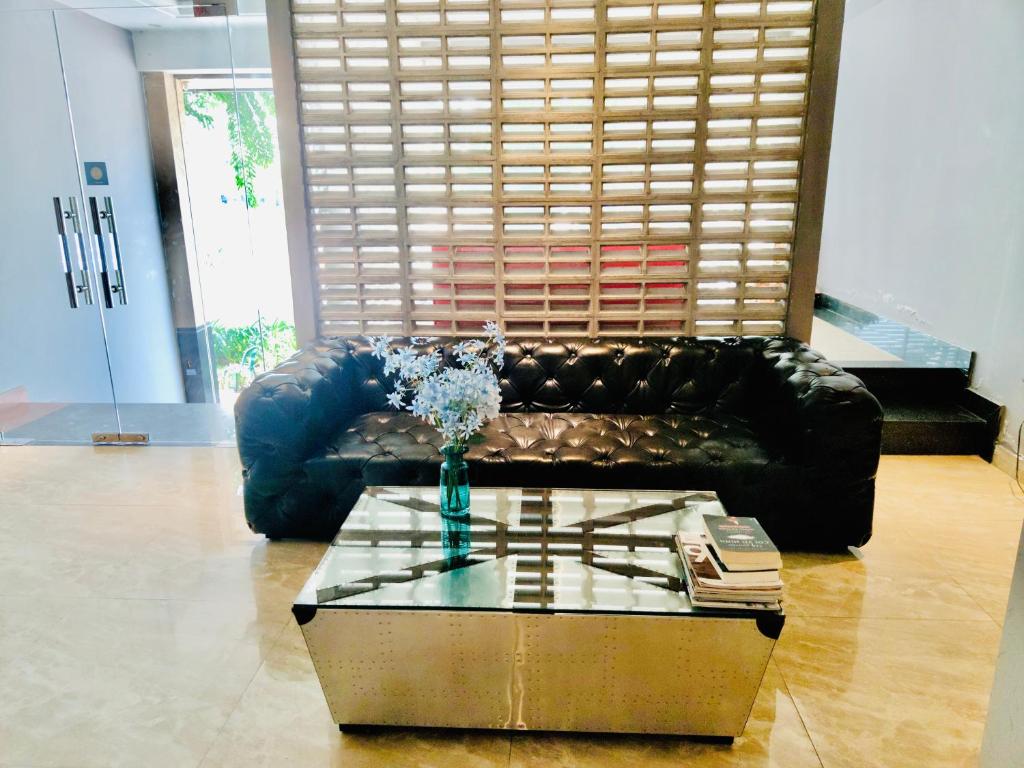 A in Hotel Riverside