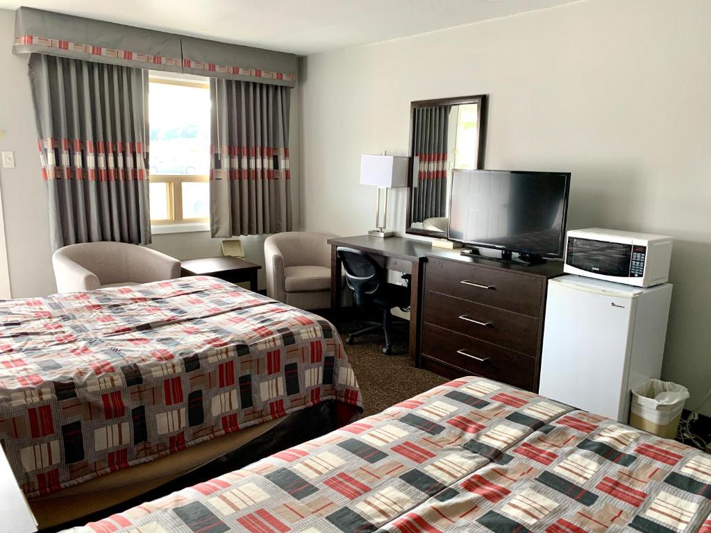 Milestone Motel photo 2