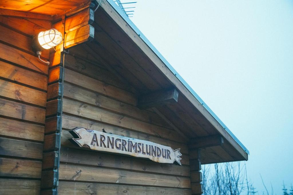 Arngrimslundur log cabin - cabin 3 photo 3