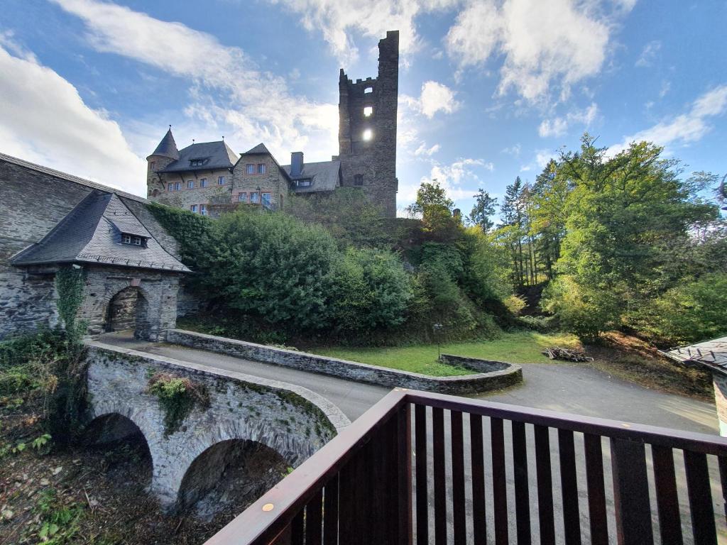 Kutscherhaus auf der Sauerburg photo 3