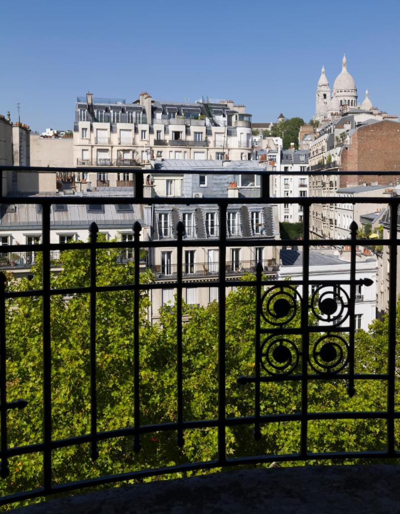 Двухместный (Представительский двухместный номер с 1 кроватью), Hotel Carlton's Montmartre
