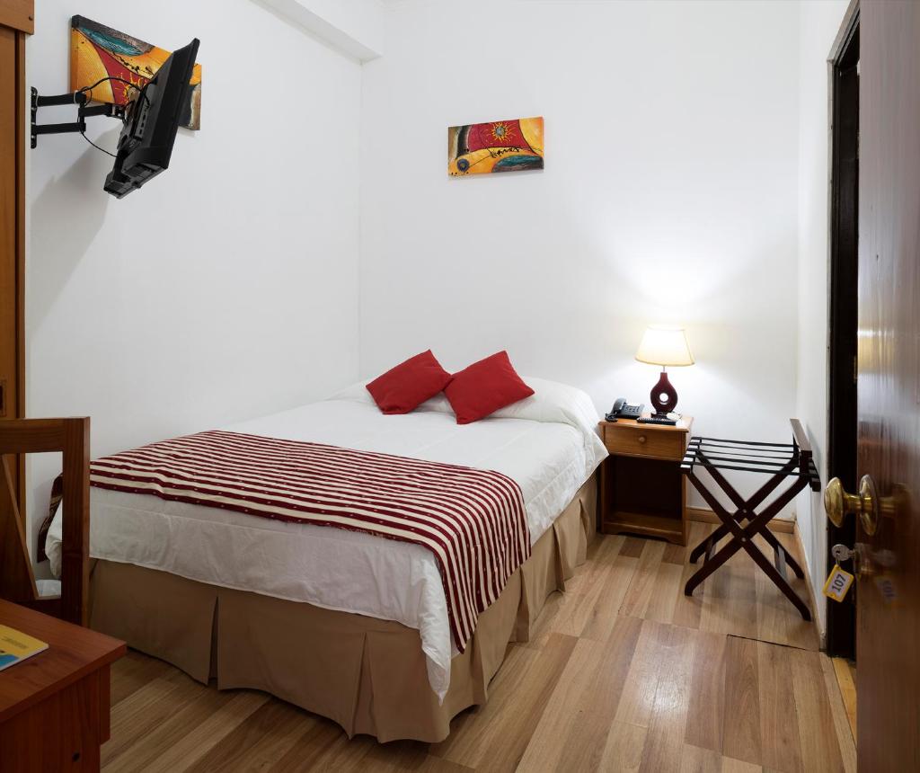 Hotel Samaña photo 1