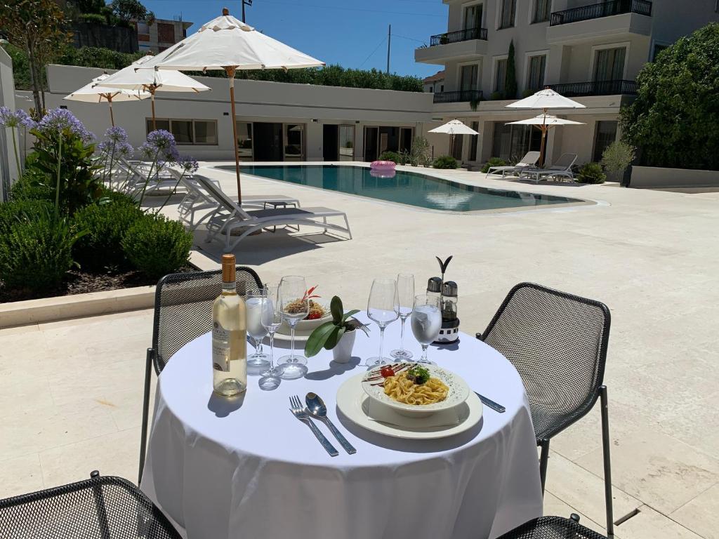 Avanti Hotel & Spa photo 2