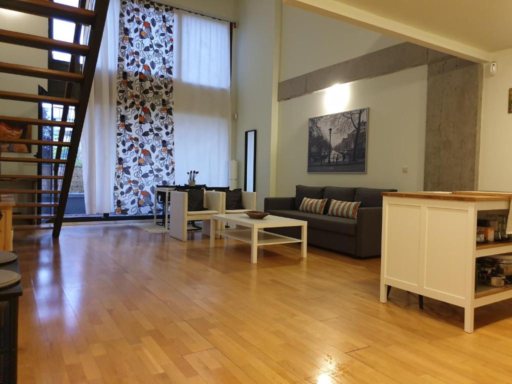 Cozy Loft in Tres Cantos, 20 min to Madrid photo 1