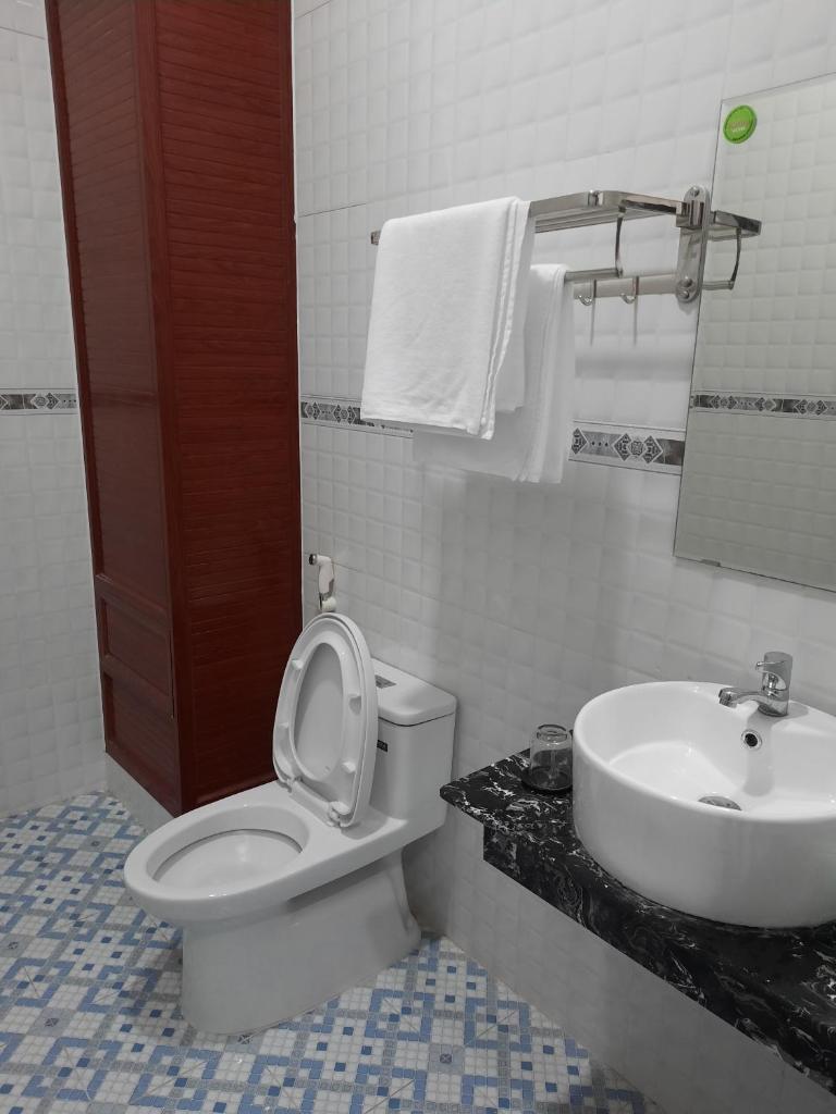 Hotel Sen Việt Bạc Liêu