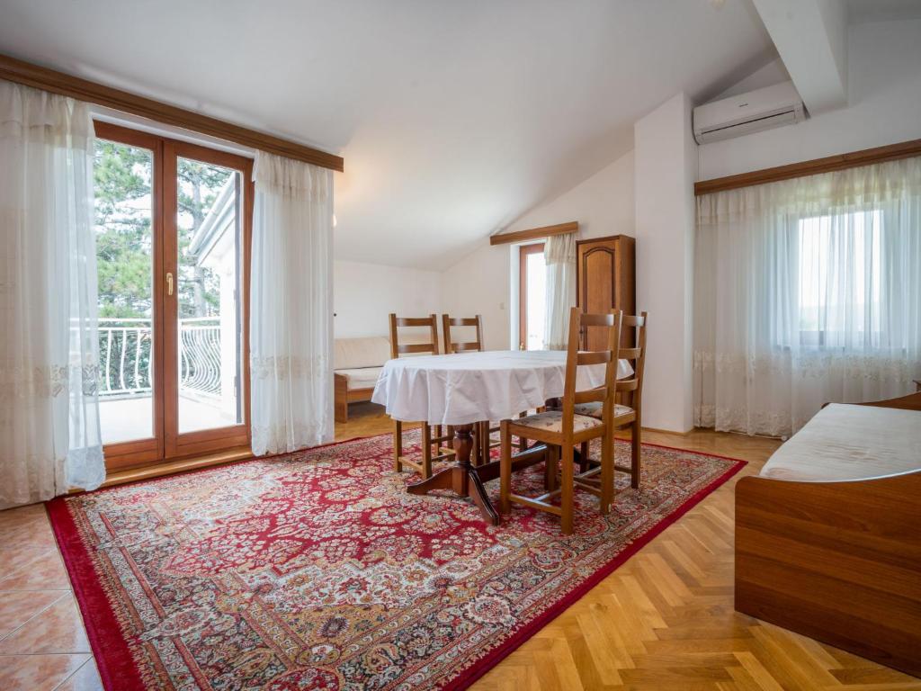 Apartment Fuma-5 by Interhome photo 2