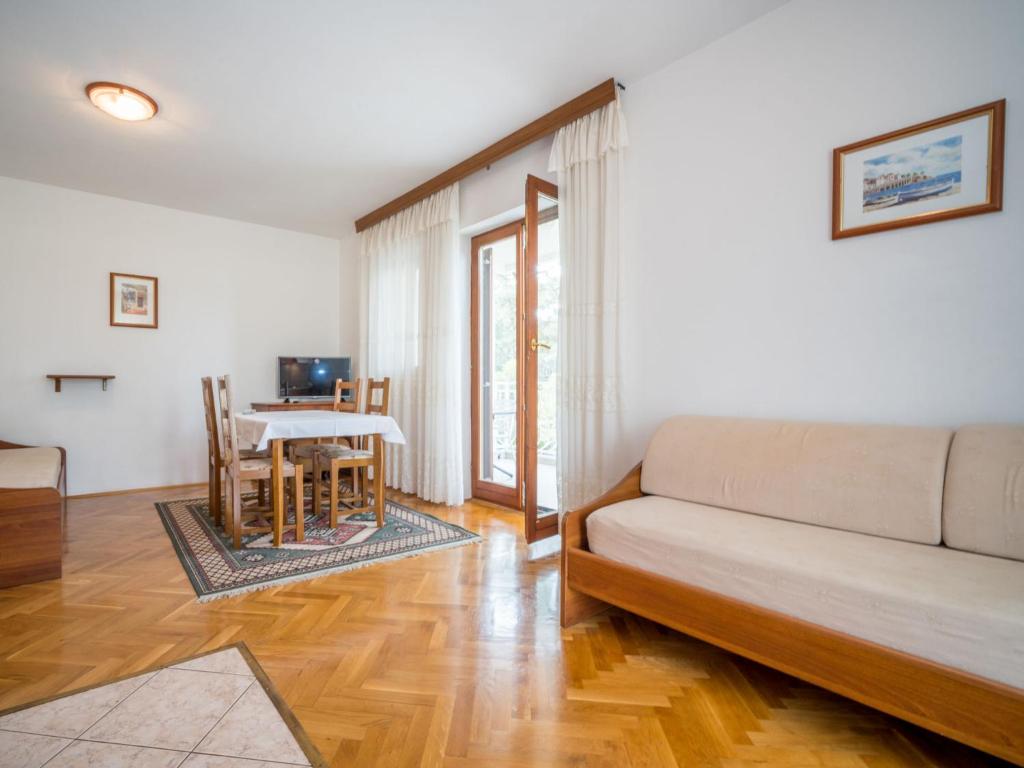 Apartment Fuma-3 by Interhome photo 1