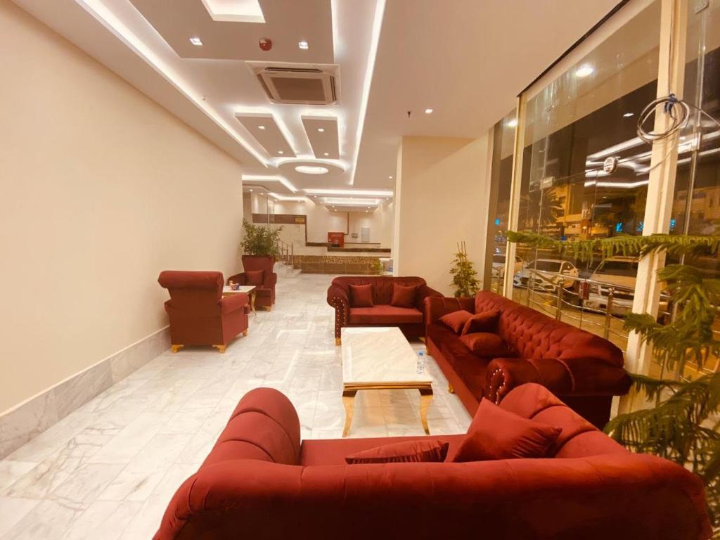 Al Hayat Al Marina Suites photo 4