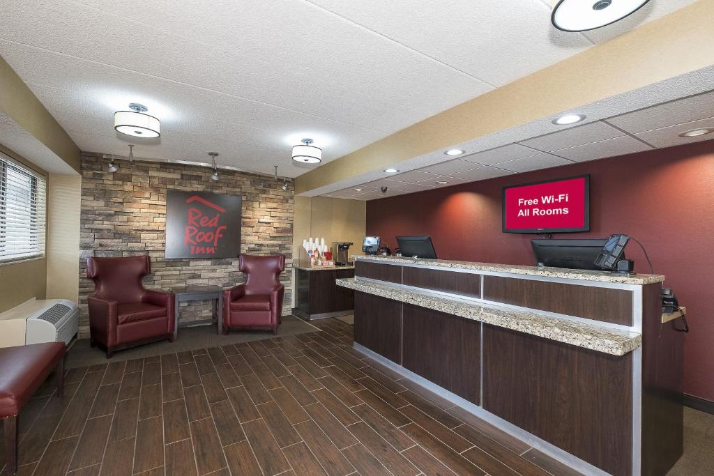 Red Roof Inn Toledo - Maumee photo 3