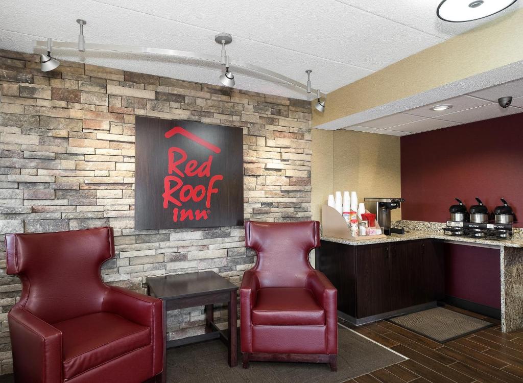 Red Roof Inn Toledo - Maumee photo 4