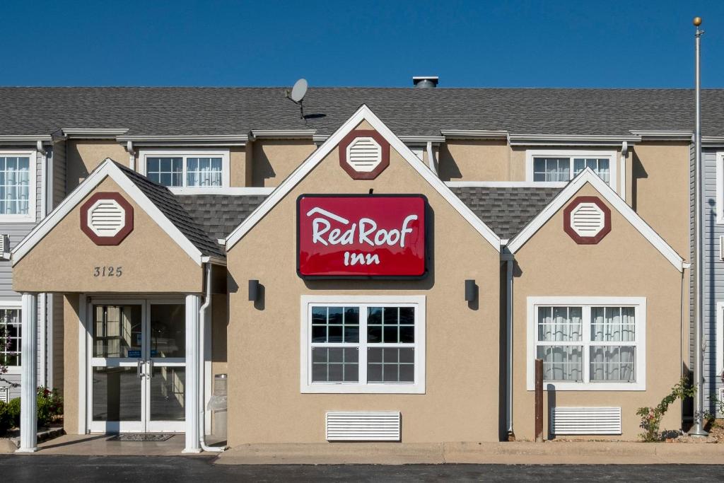 Red Roof Inn Springfield, MO photo 1