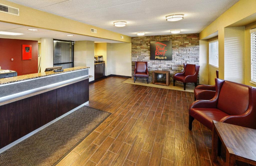 Red Roof Inn PLUS+ Washington DC - Manassas photo 3