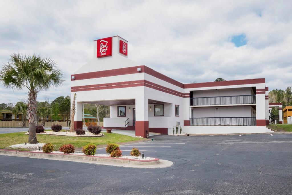 Red Roof Inn Walterboro photo 1