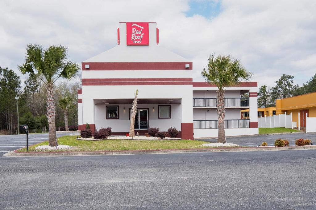 Red Roof Inn Walterboro photo 2