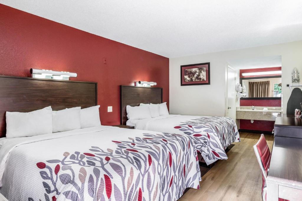Red Roof Inn Gallup image