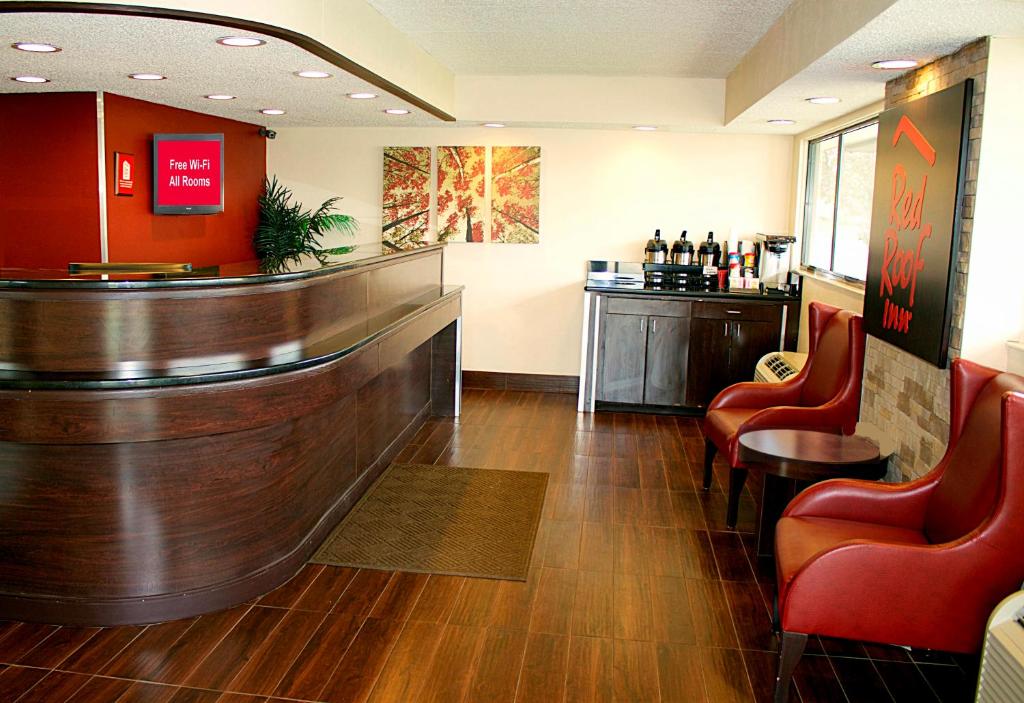 Red Roof Inn Michigan City photo 3