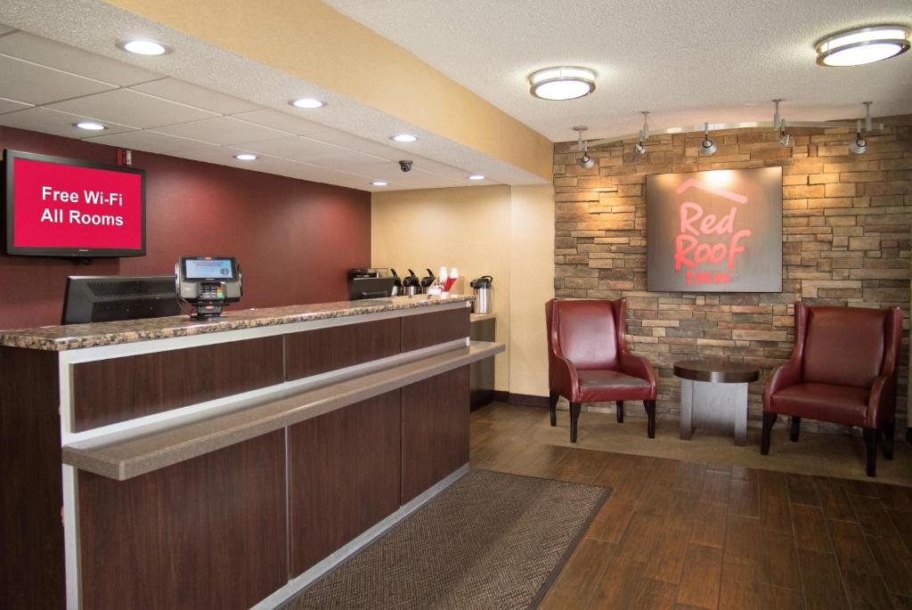 Red Roof Inn Kalamazoo West - Western Michigan U photo 3