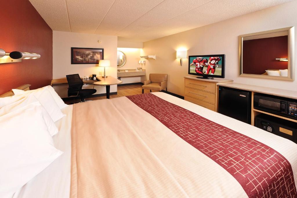 Red Roof Inn Chicago - Joliet image