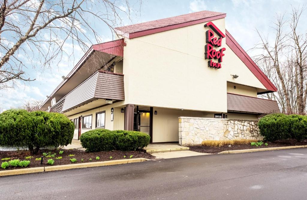 Red Roof Inn Indianapolis South image