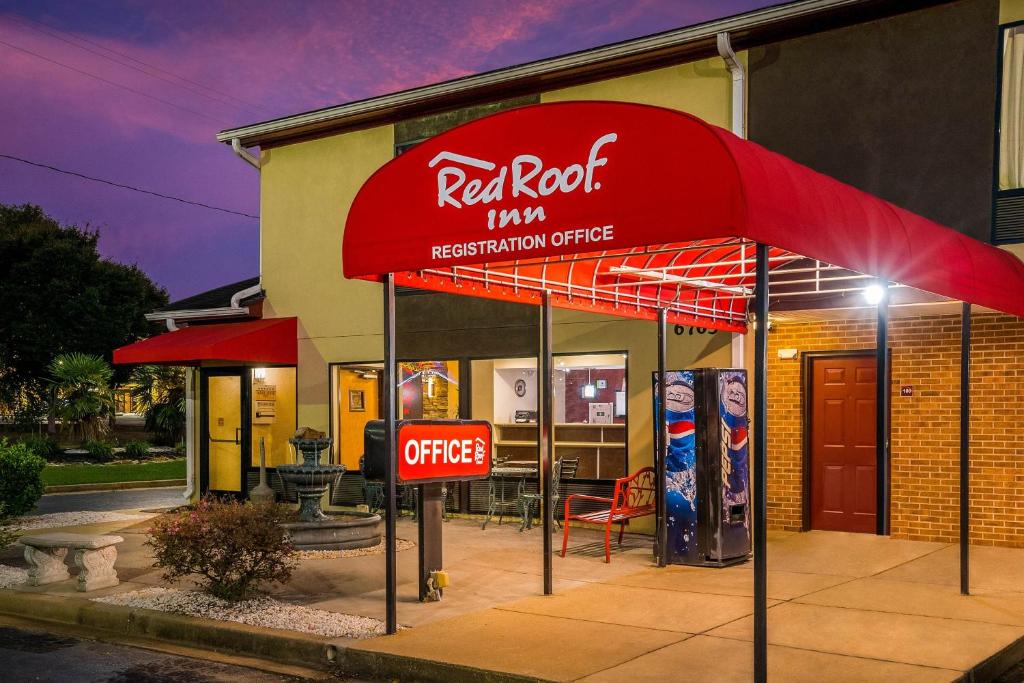 Red Roof Inn Spartanburg - I-26 photo 3