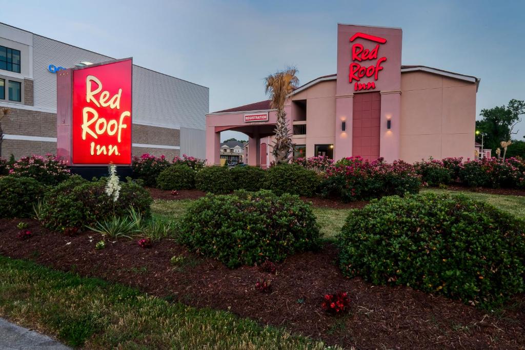 Red Roof Inn Virginia Beach-Norfolk Airport photo 4