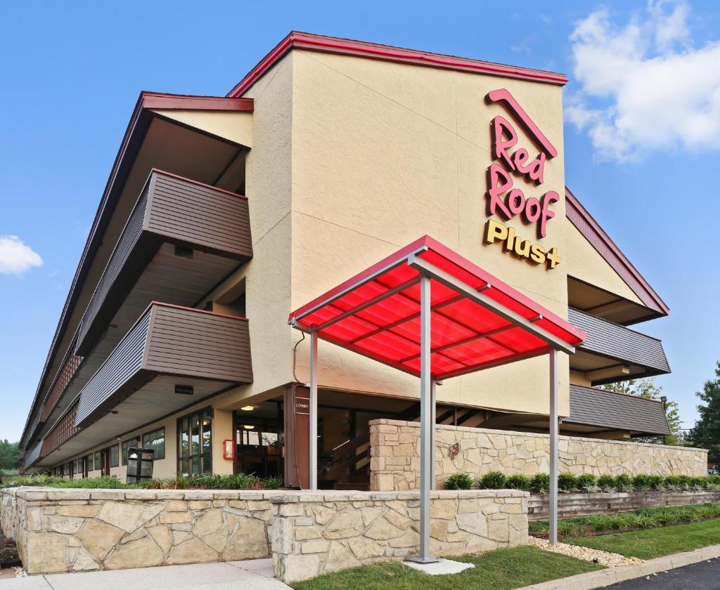 Red Roof Inn PLUS+ Baltimore North - Timonium image