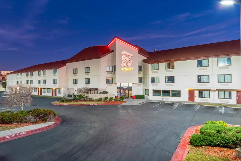 Red Roof Inn PLUS+ El Paso East image