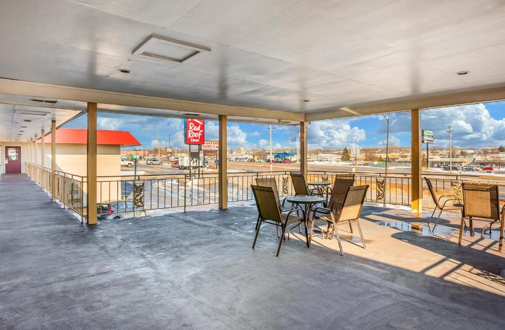 Red Roof Inn Des Moines photo 1