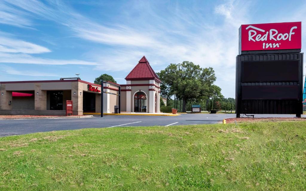 Red Roof Inn Petersburg - Fort Lee photo 1