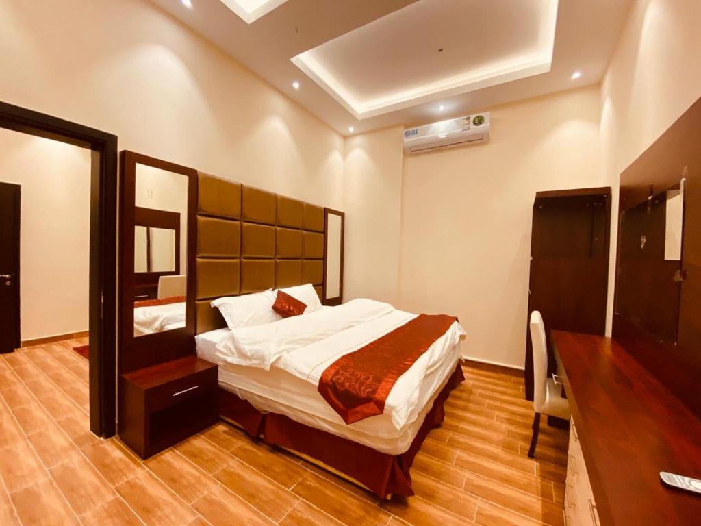 Al Hayat Al Marina Suites photo 1